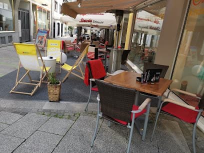 FLO'S-BAR-Burger & SHISHA LOUNGE